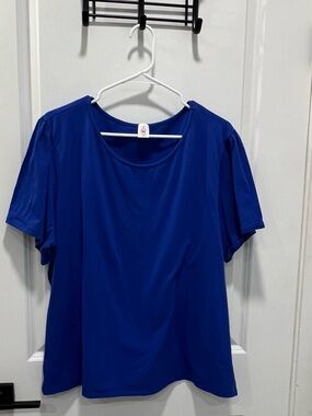 Like Love Classic Short Sleeve Crewneck Tee in Royal Blue